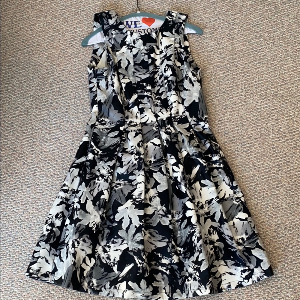 Black and white floral dress!